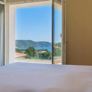 Couette-café Il Grecale, Lacona